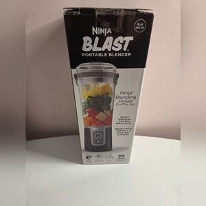 Ninja Blast Portable Blender - Brand New 160z